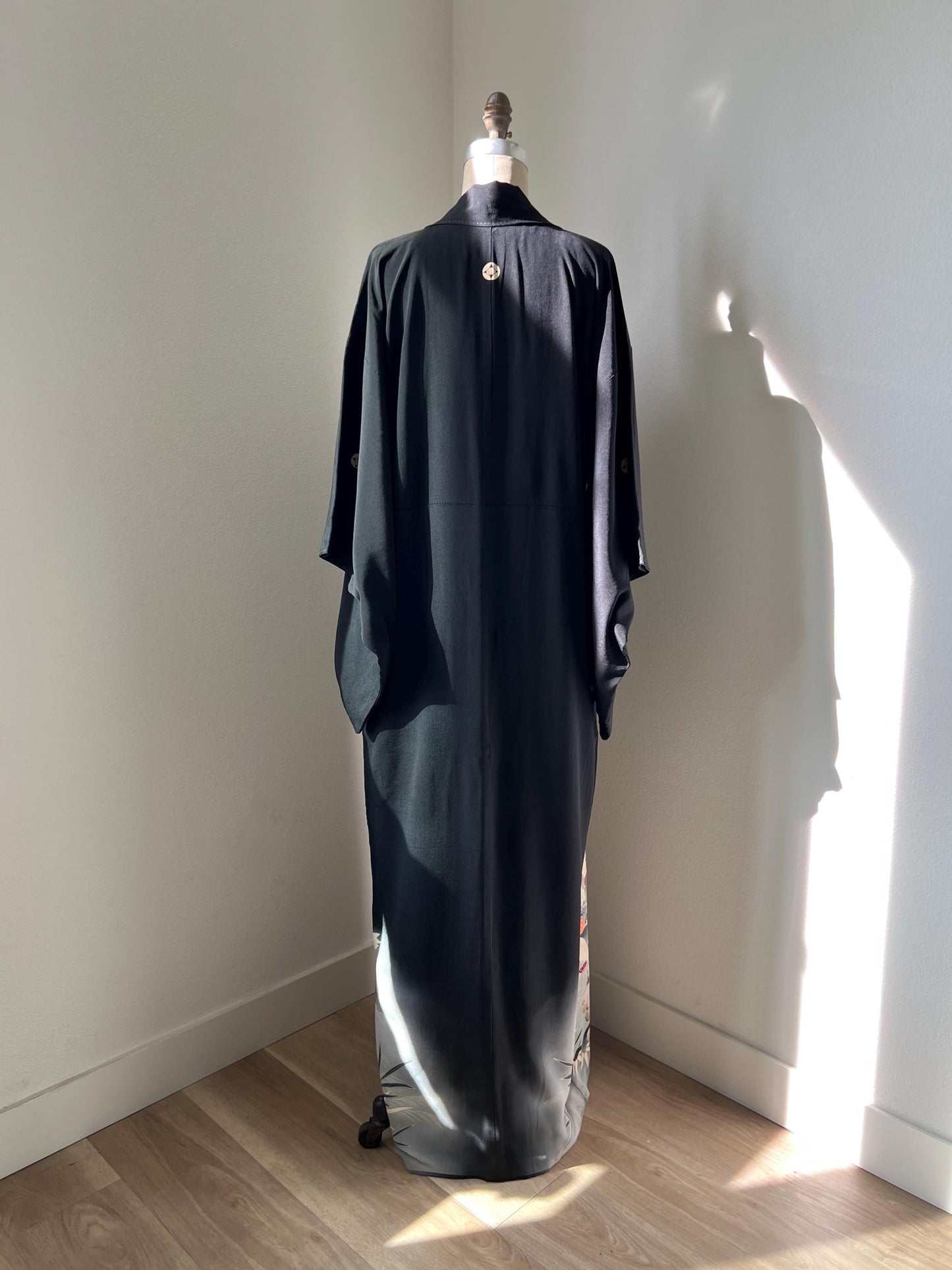 Antique Kurotomesode Kimono with crane pattern