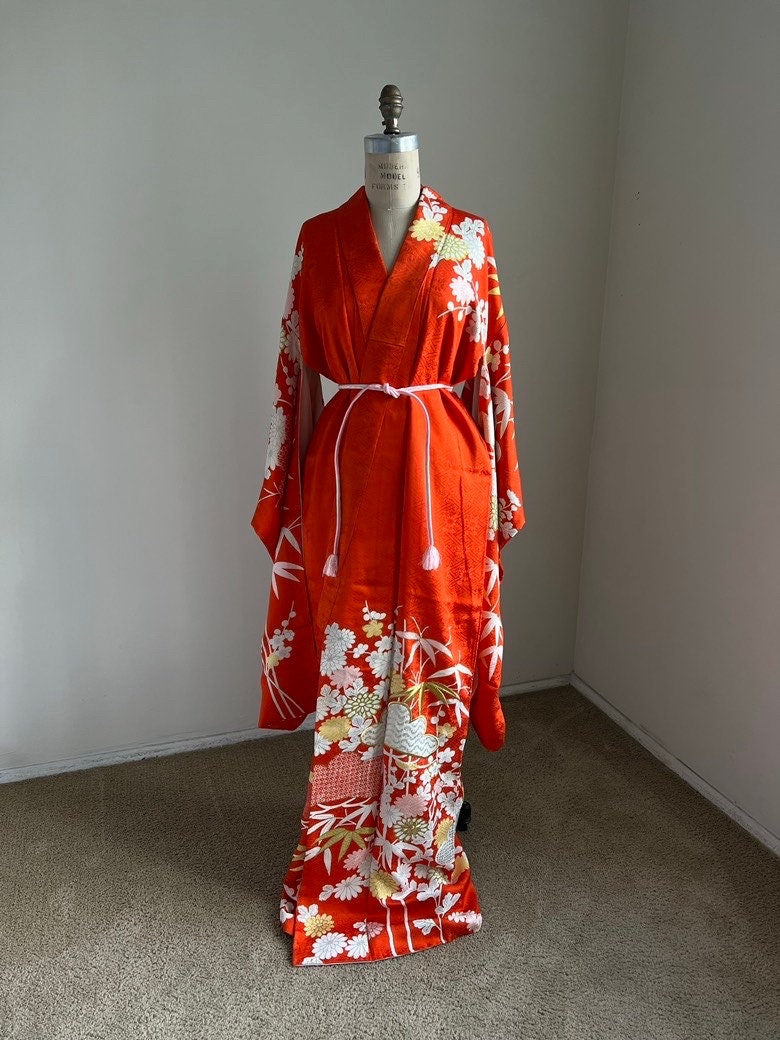 Front image, vintage Japanese orange kimono with a tie