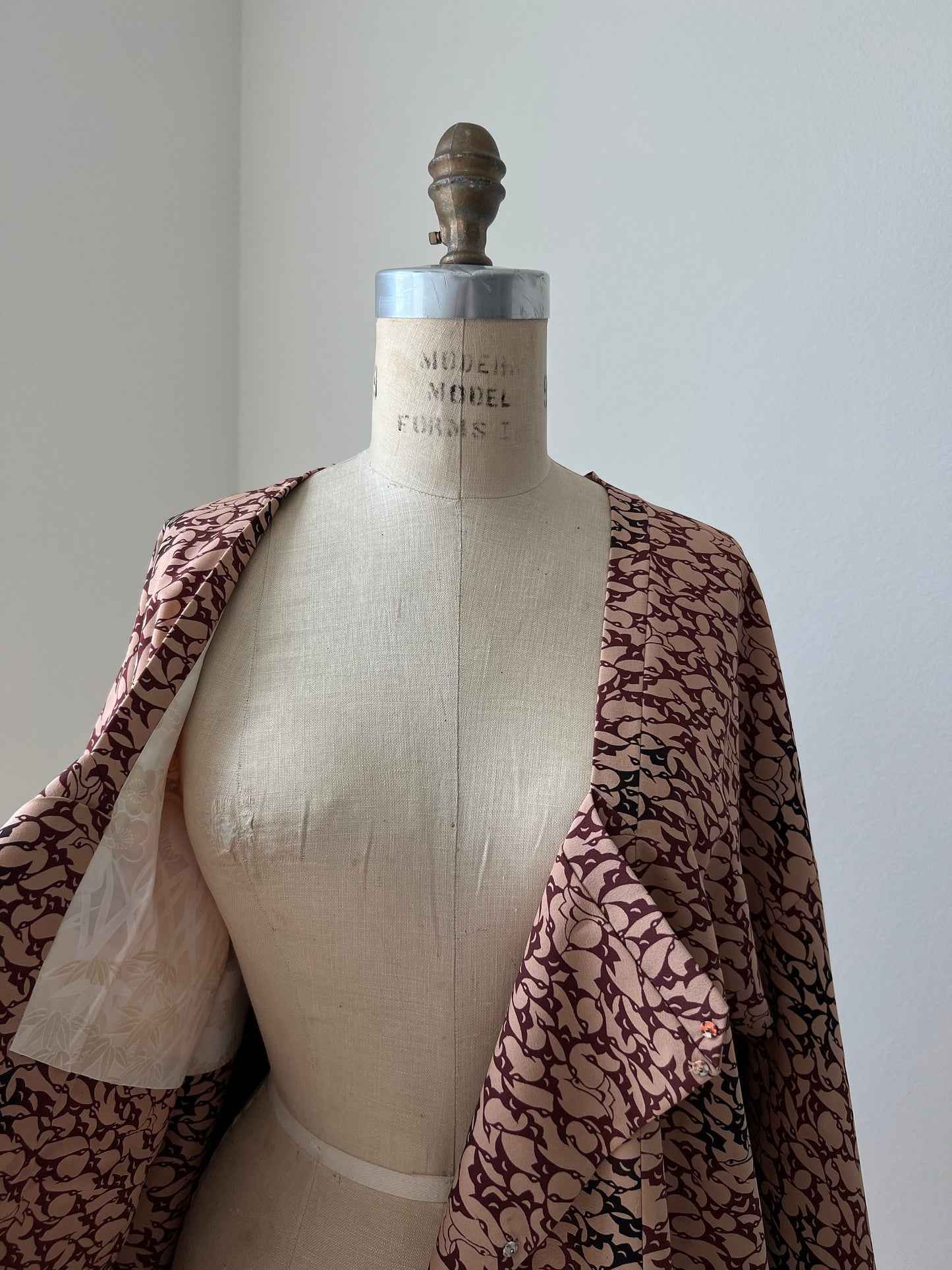 Vintage 1950s Japanese silk Michiyuki | Pink beige , burgundy & black