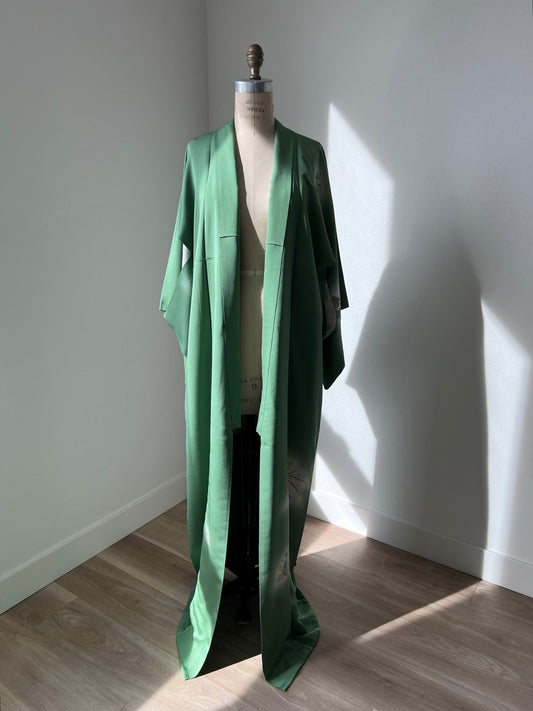 Vintage 1980s Japanese silk kimono | Green | Flower