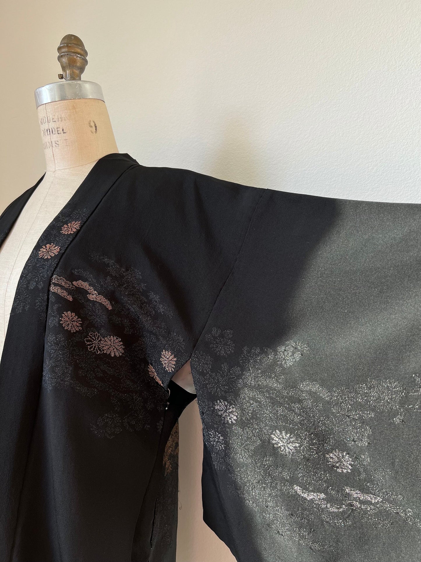 Antique Black Silk Haori | Yama & Hana
