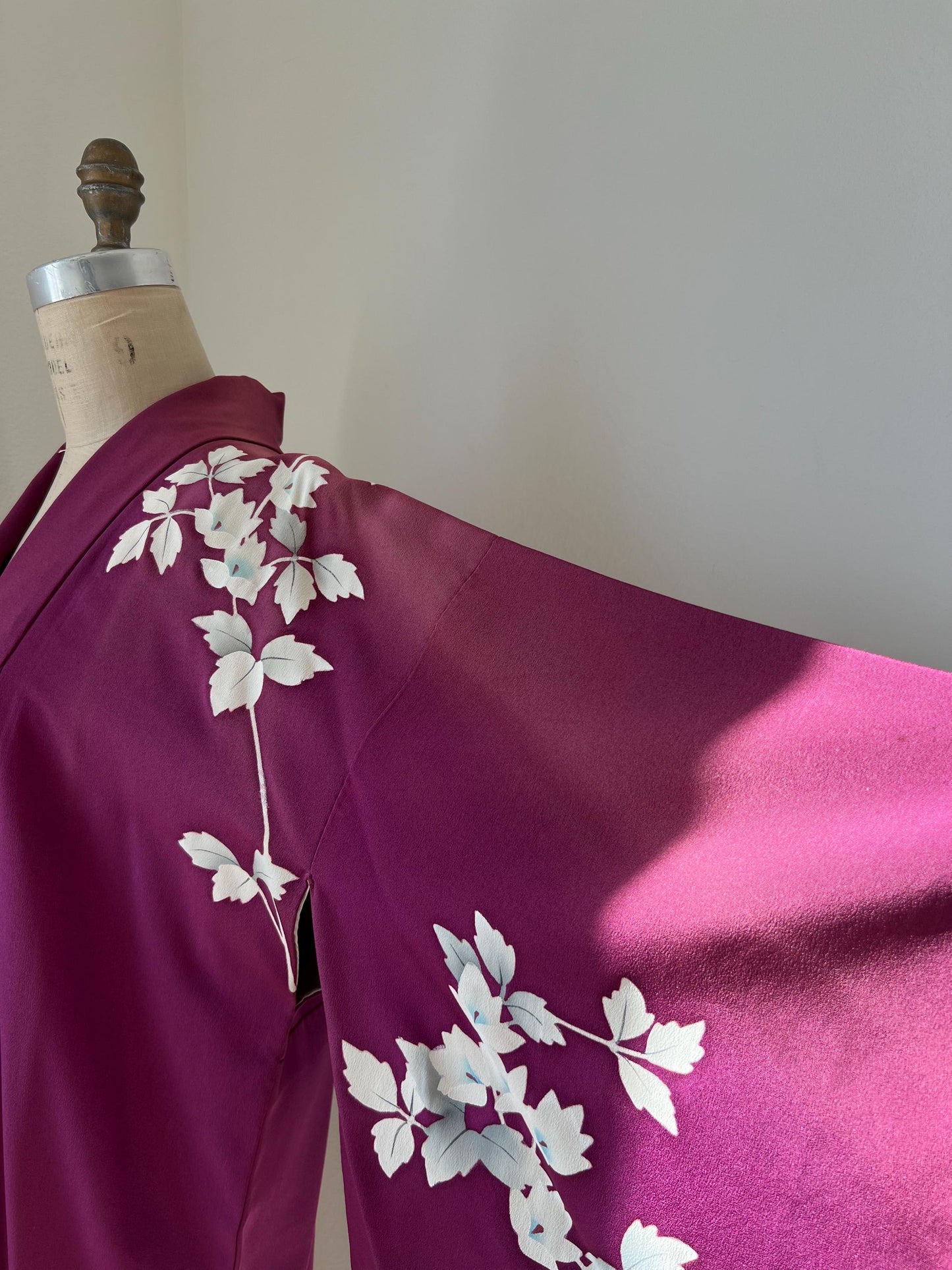 Antique Shiro Hana Silk Kimono