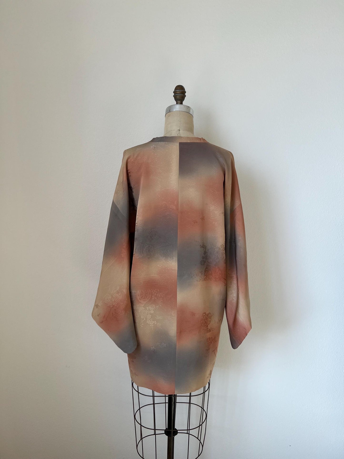 Vintage Beige, Pink & Lilac Silk Michiyuki