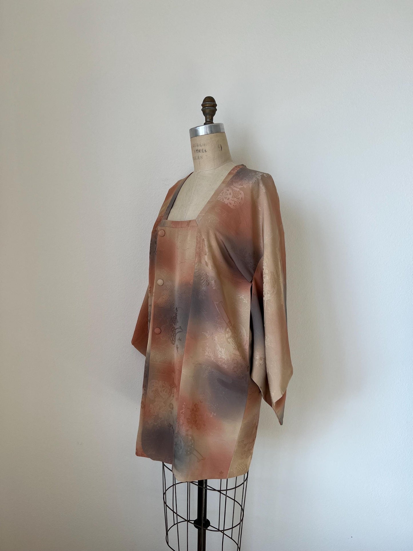 Vintage Beige, Pink & Lilac Silk Michiyuki