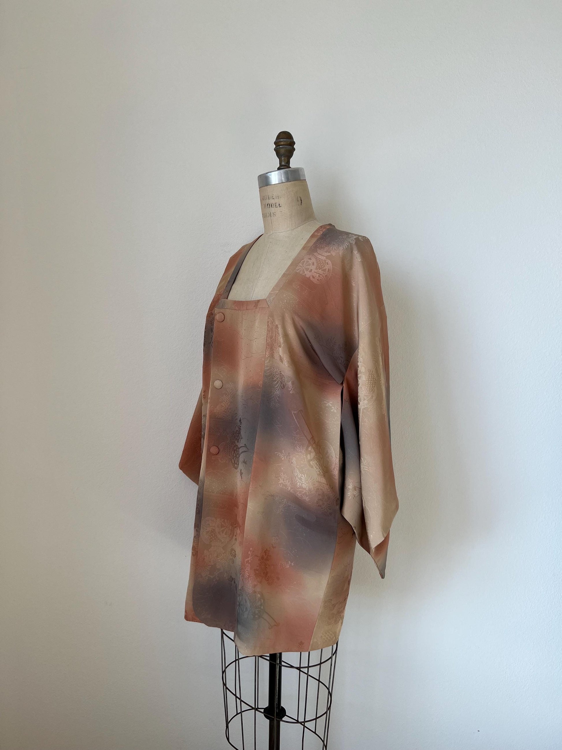 Vintage Beige, Pink & Lilac Silk Michiyuki
