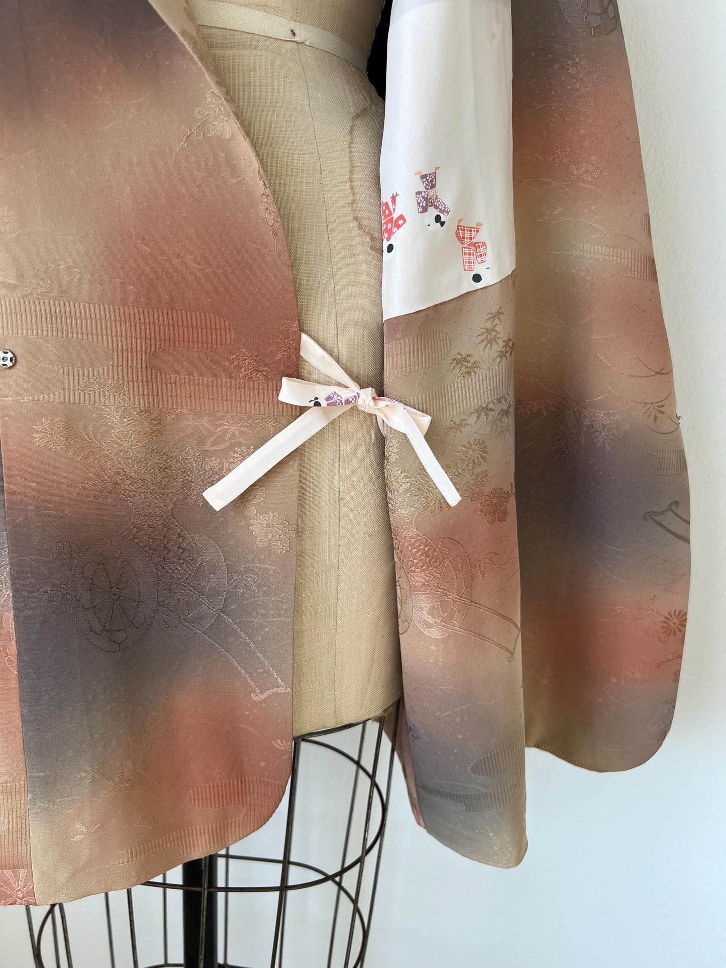 Vintage Beige, Pink & Lilac Silk Michiyuki