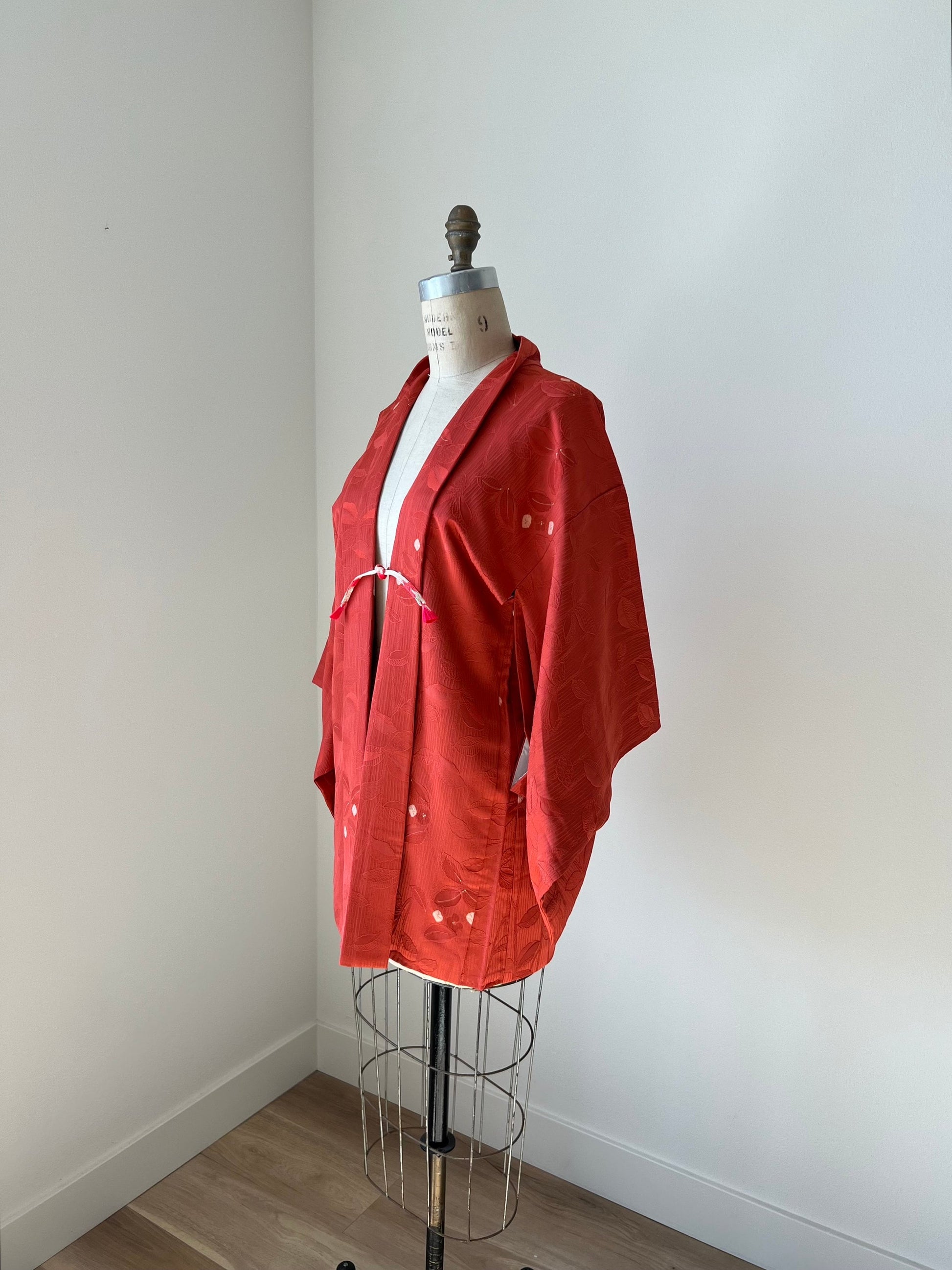 Vintage 1950s Japanese silk Haori | Dark salmon pink | Flower | Shibori