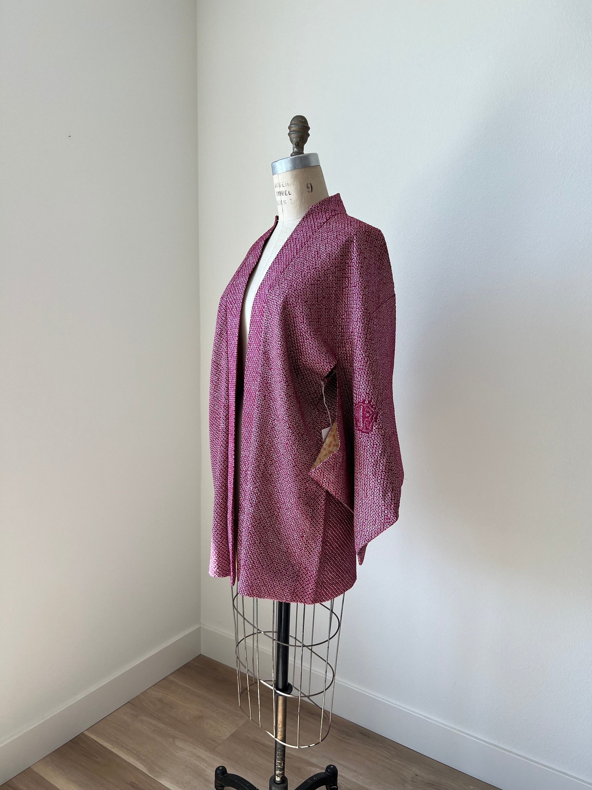 Antique silk kimono | 1920s kimono | Japanese kimono | Haori | Purple shibori
