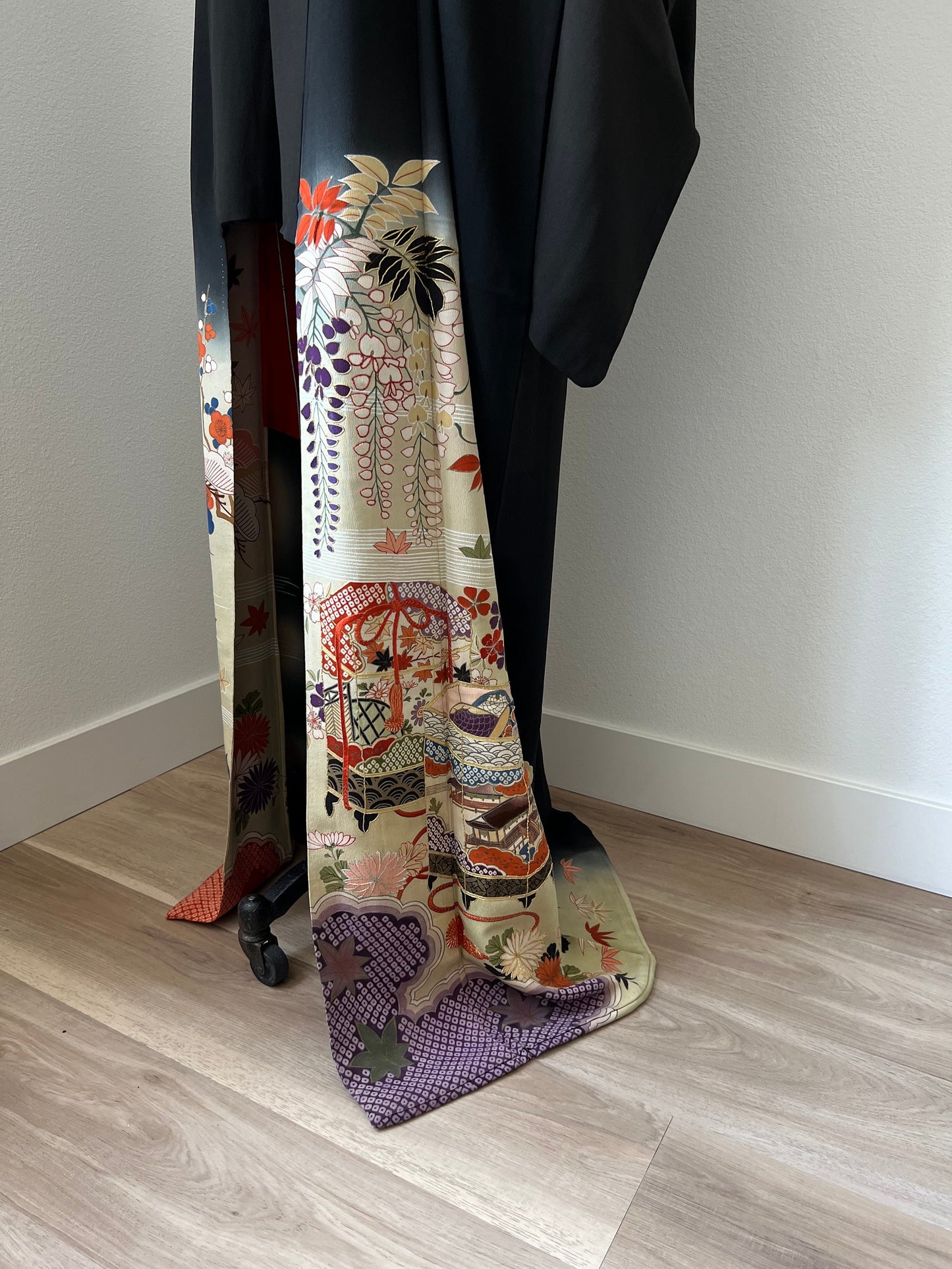 Antique Kimono Luxury Robe Black Silk Kimono Embroidery Kimono Japanese