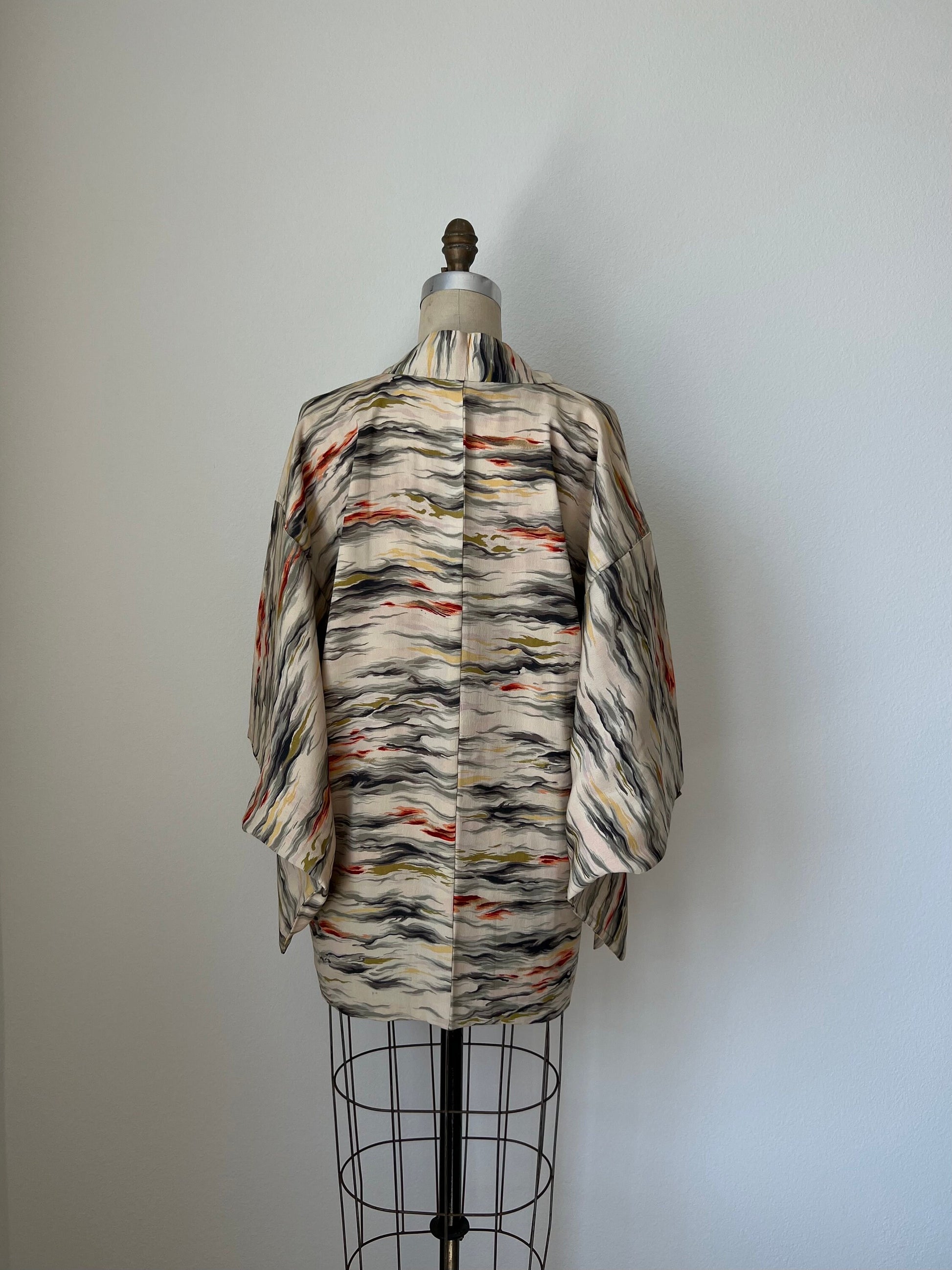 Vintage Haori Jacket Multicolor Silk Kimono Japanese Jacket Vintage kimono Colorful Jacket