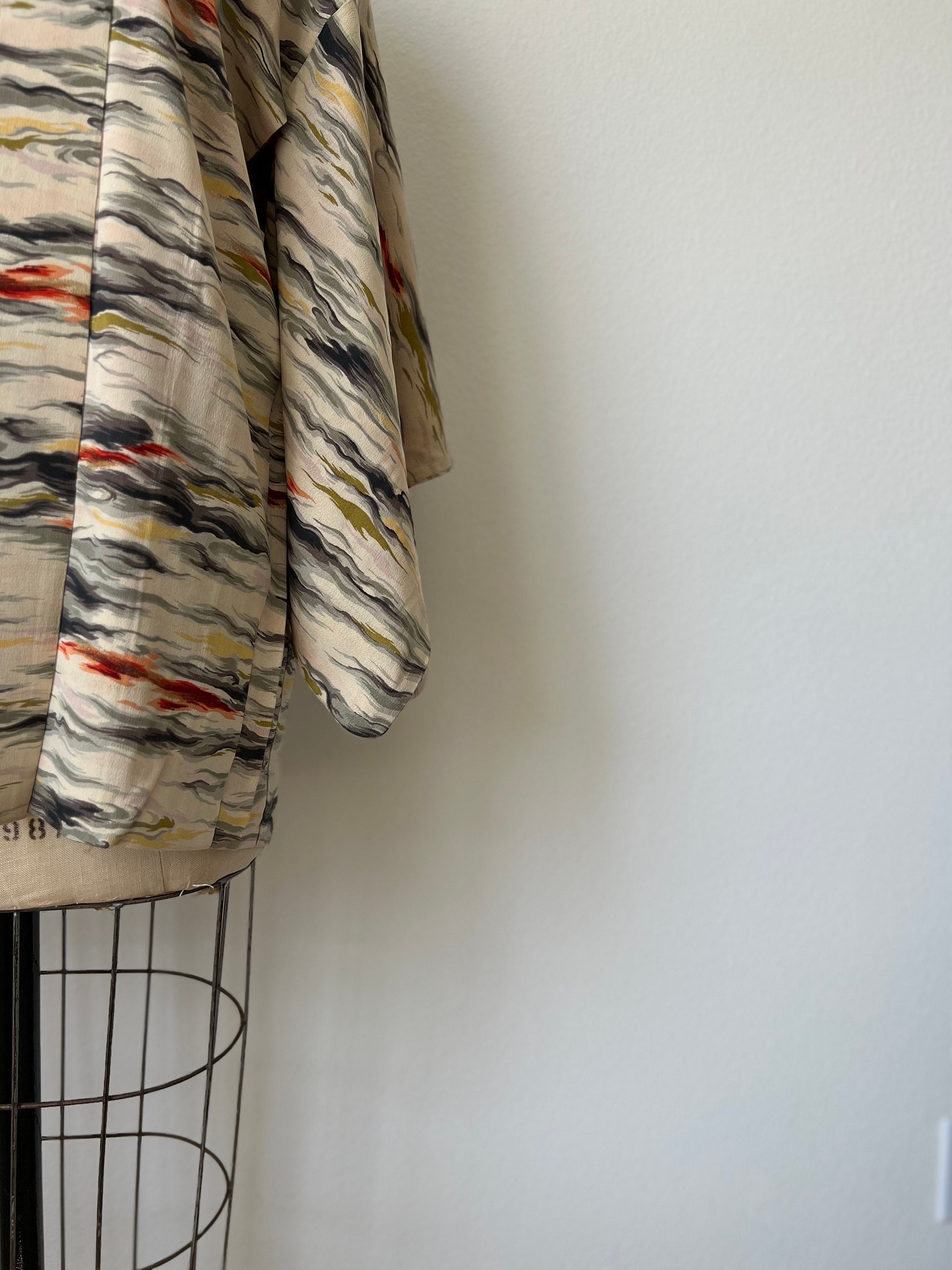 Vintage Haori Jacket Multicolor Silk Kimono Japanese Jacket Vintage kimono Colorful Jacket