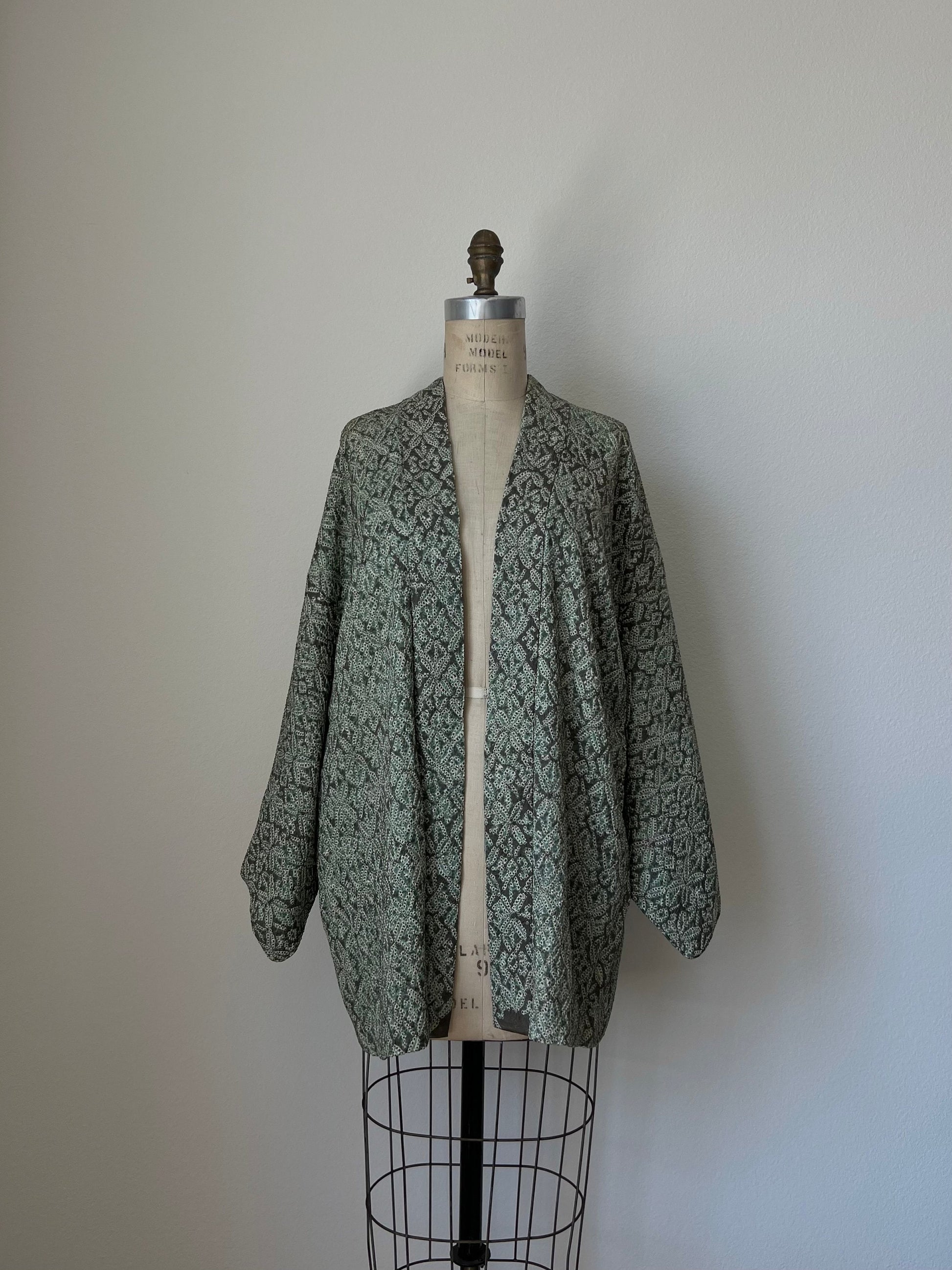 Vintage Haori Jacket Green Silk Kimono Japanese Jacket Shibori Vintage kimono Green Gray Tie Dyed Jacket